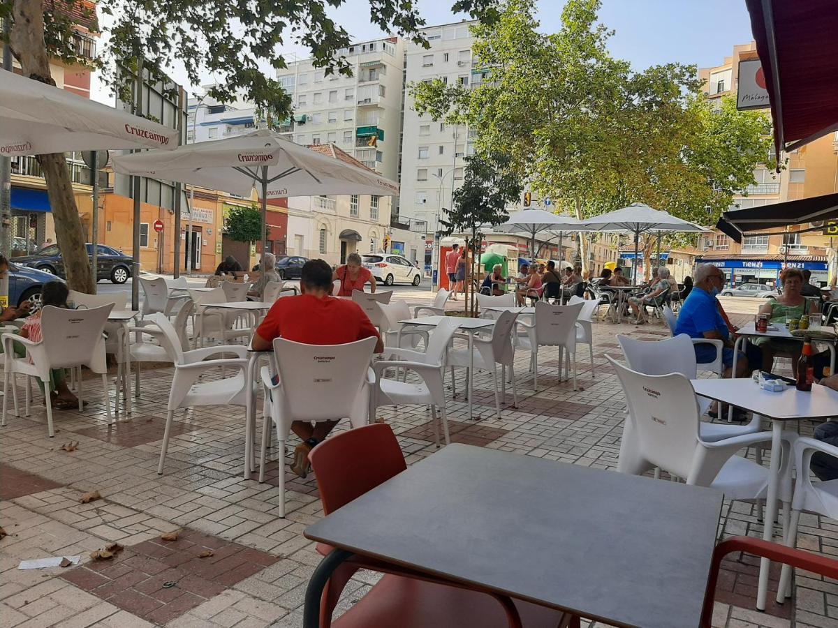 Malaga Velarde Center Apartment ภายนอก รูปภาพ