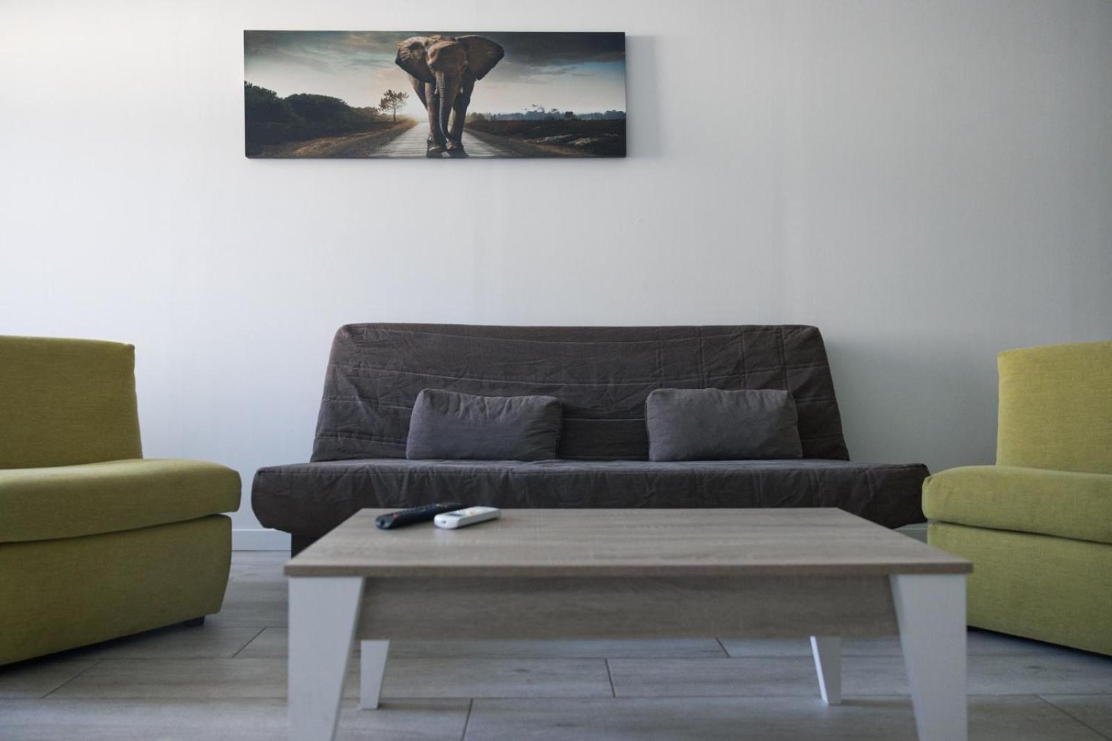 Malaga Velarde Center Apartment ภายนอก รูปภาพ