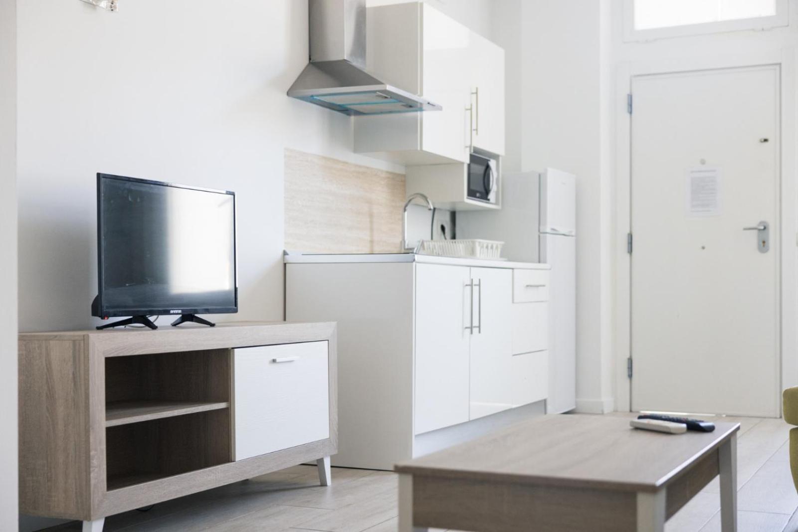 Malaga Velarde Center Apartment ภายนอก รูปภาพ